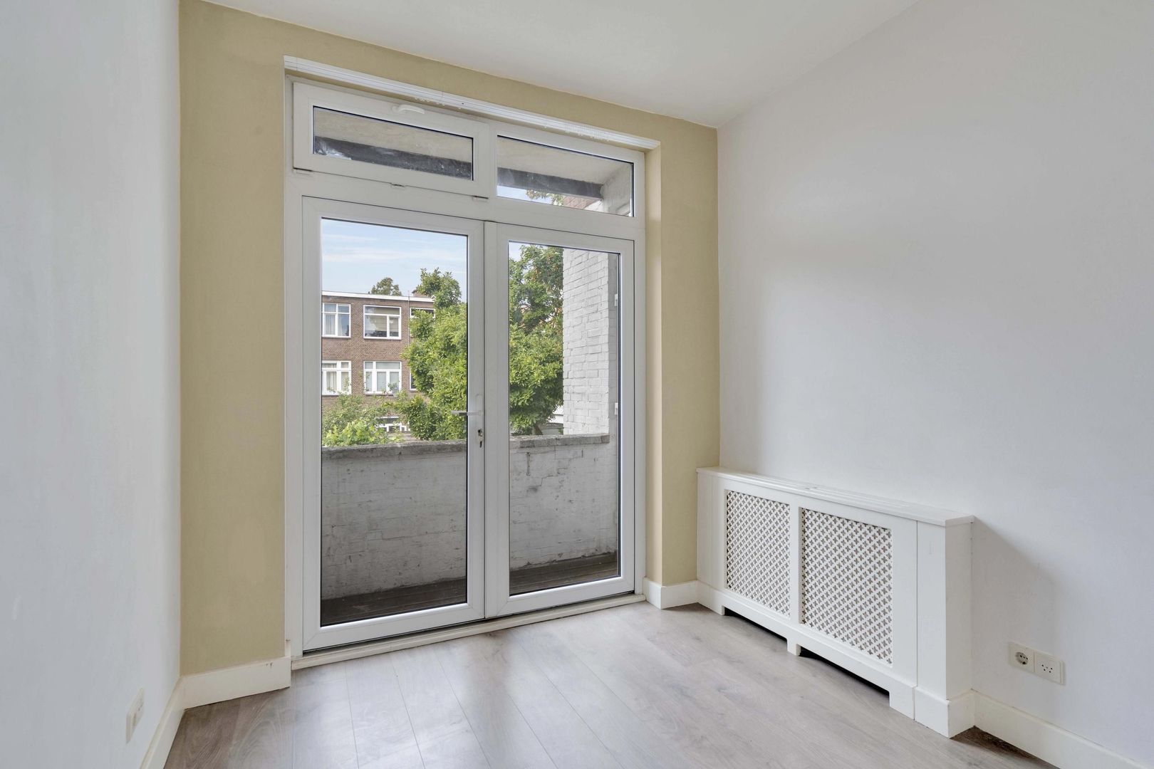 Studio te koop: Hulshorststraat 13, 'S-Gravenhage