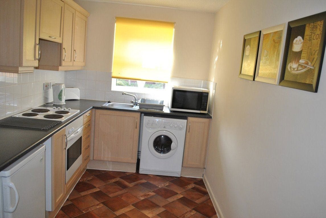 Flat Gladstone Road in Farnworth