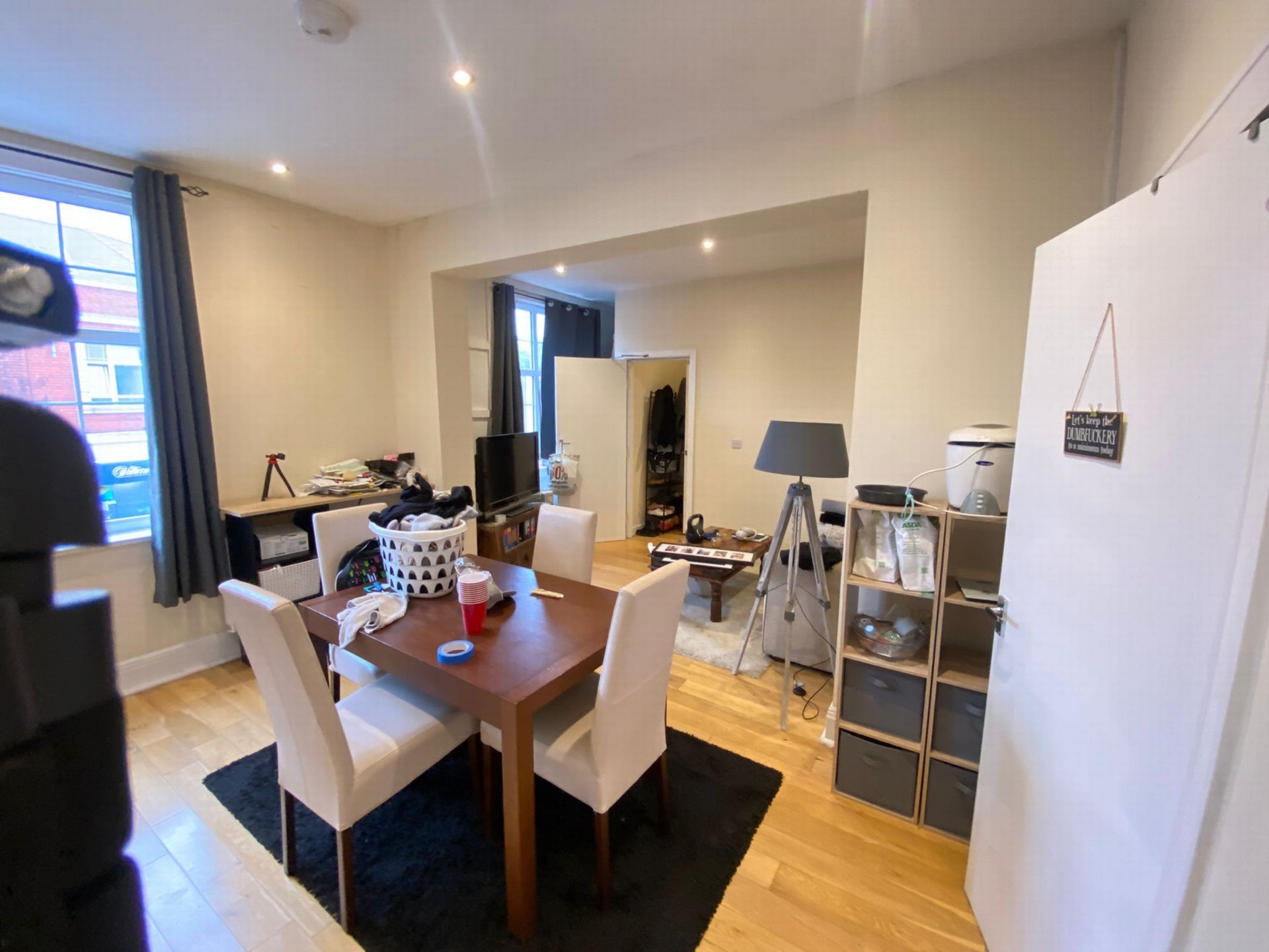 Flat Seaview Road in Wallasey
