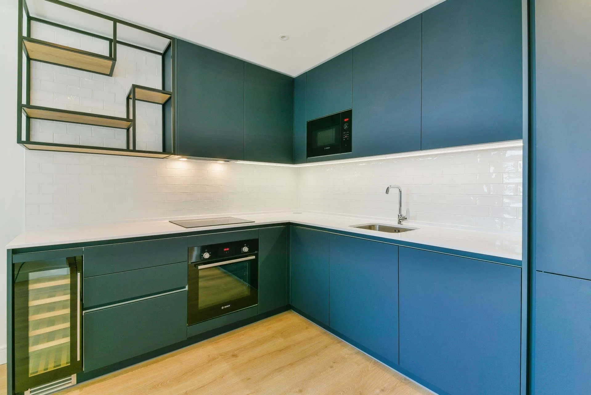 Flat Abbeydale Road in Greater London