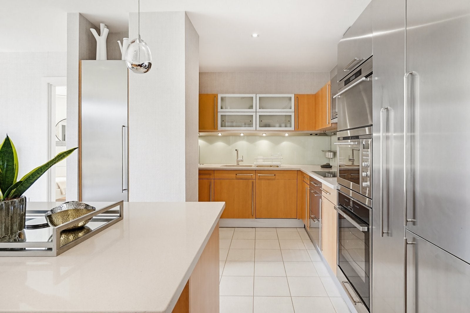 Flat Hans Crescent in Greater London