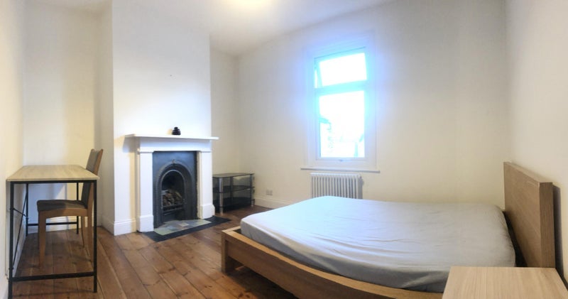 Room Goodall Road in Greater London