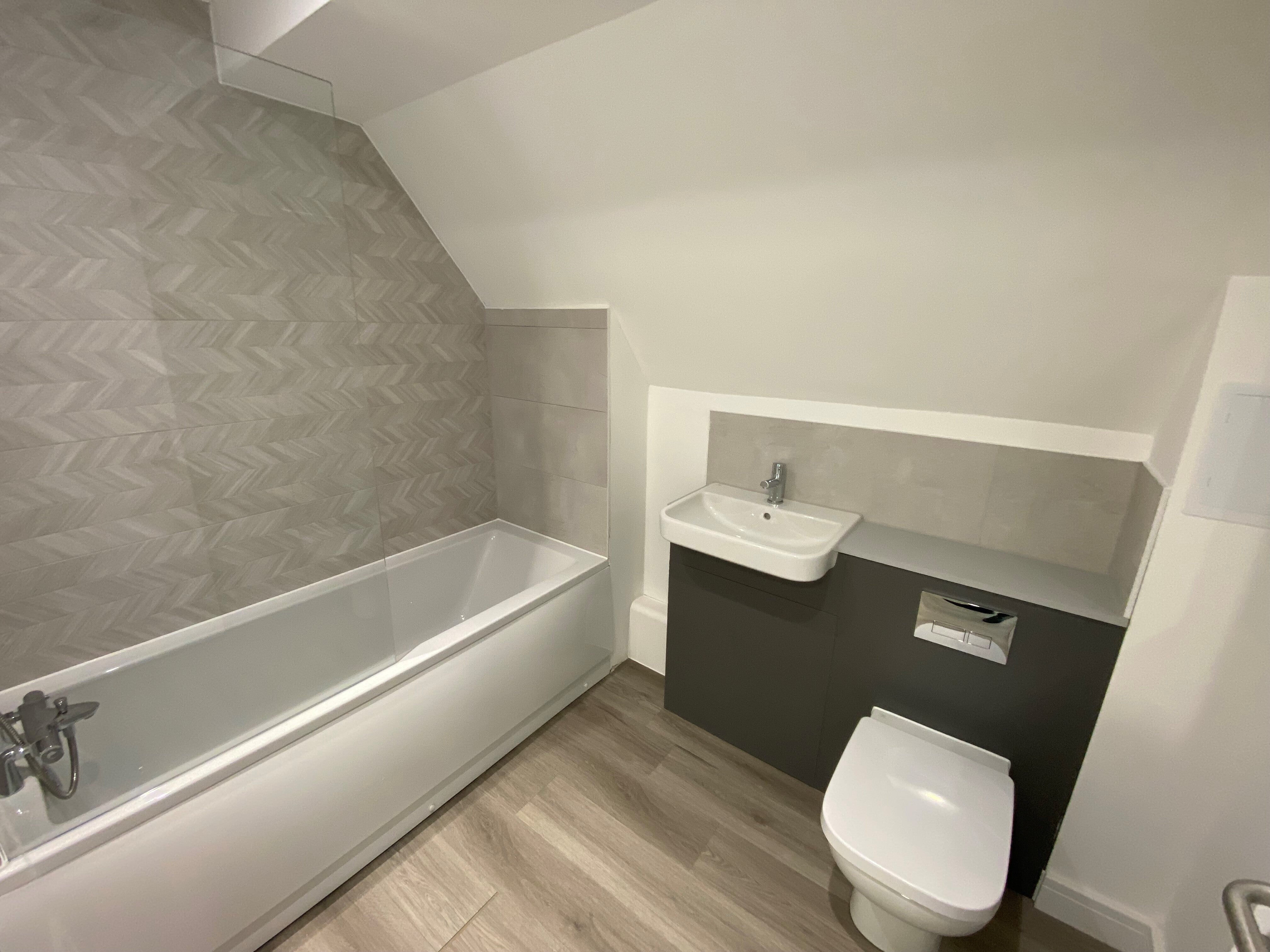 Flat Flamborough Close in Peterborough