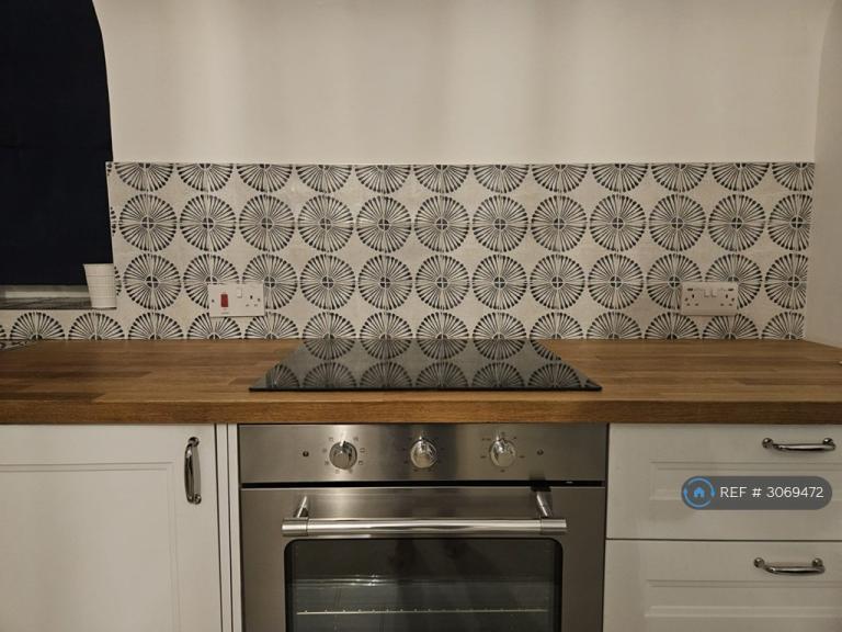 Flat Sydenham Hill in Bristol