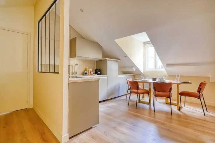 Flat Rue du Commerce in Paris