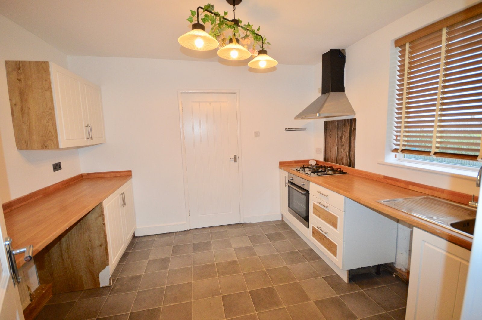 House Smelter Wood Crescent in Sheffield