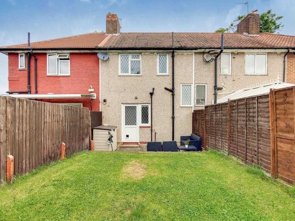 House Roundtable Road in Greater London