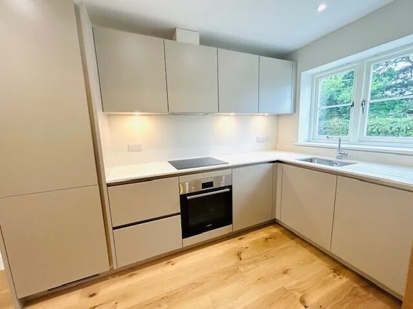 Flat High Street in Rother