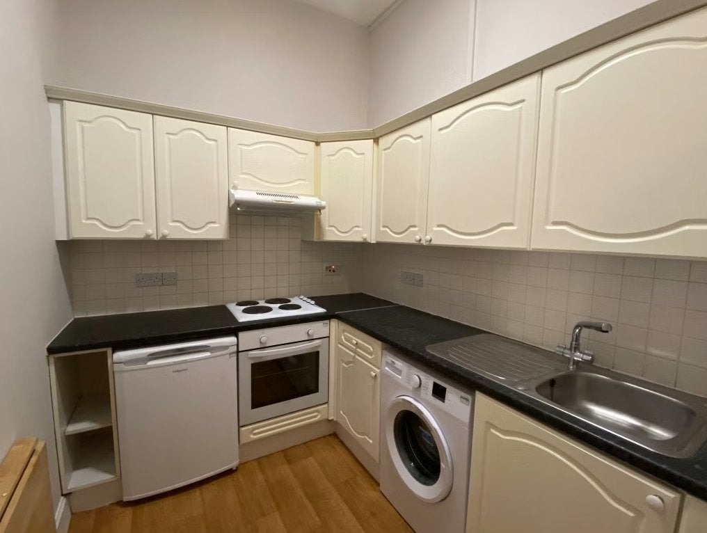 Flat Bruntsfield Avenue in City of Edinburgh