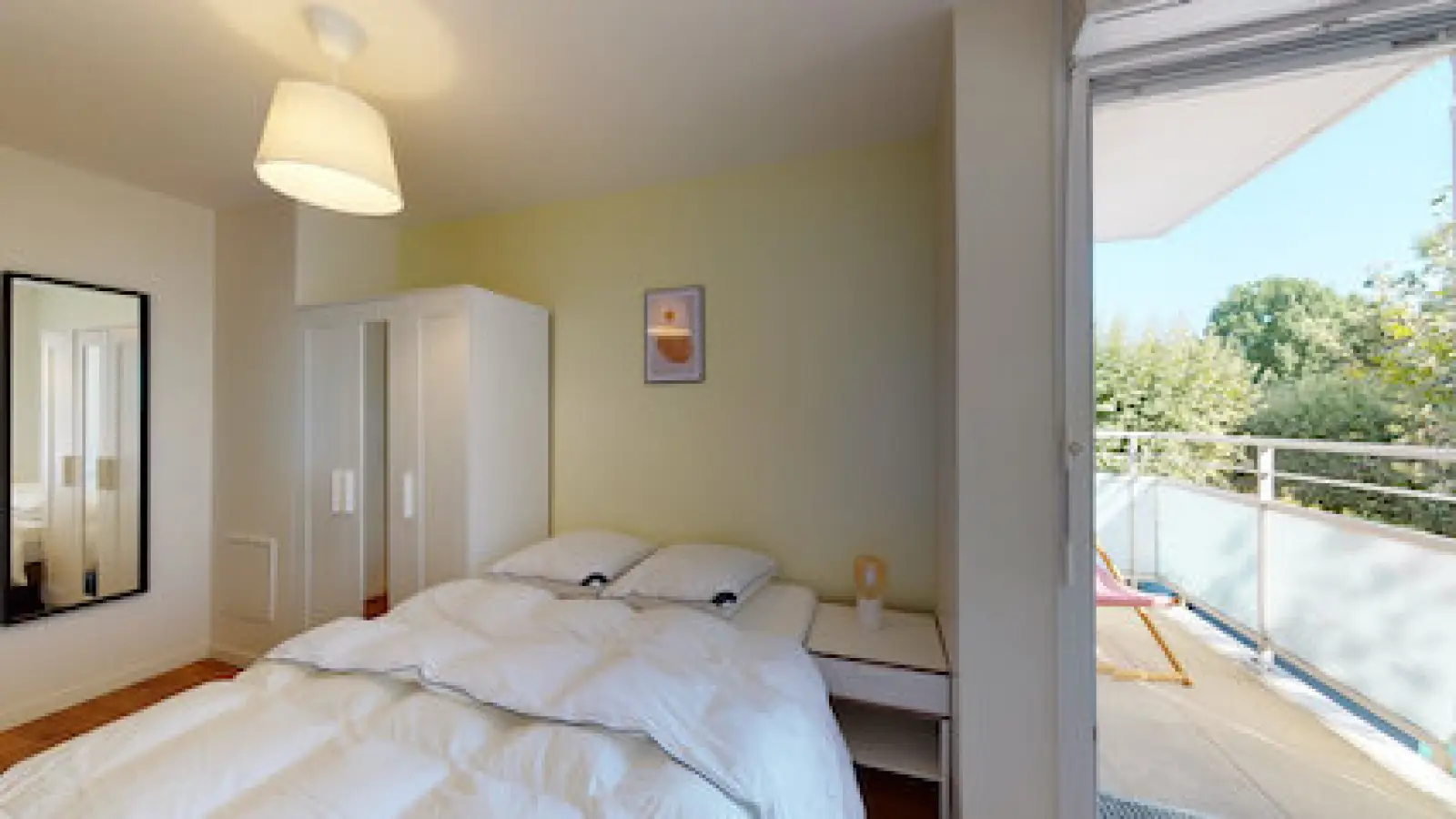 Room A 86 in Rosny-sous-Bois