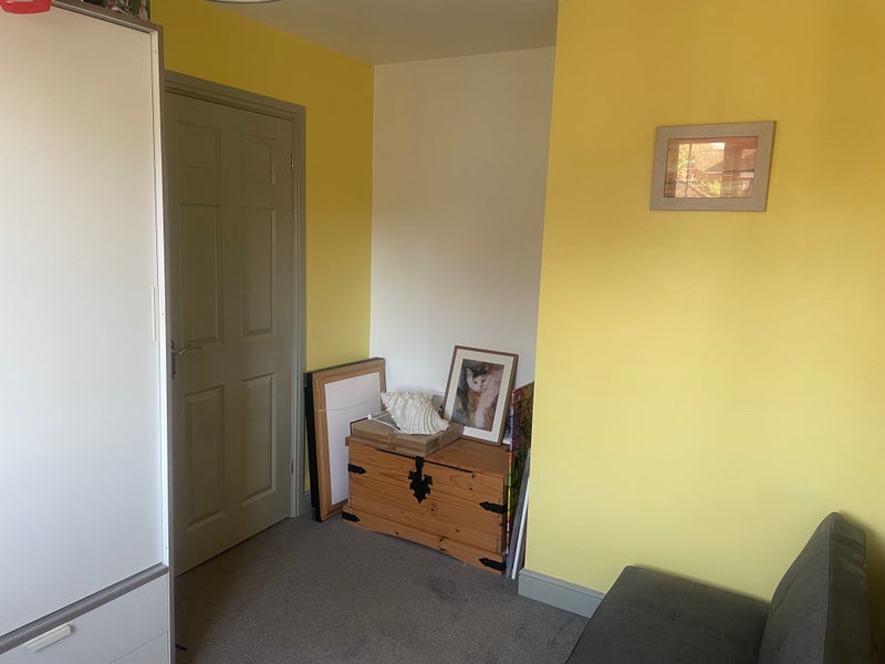 Room Chedington Avenue in Nottingham