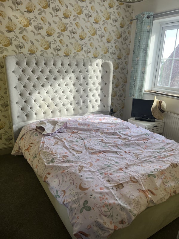 Room Chedington Avenue in Nottingham