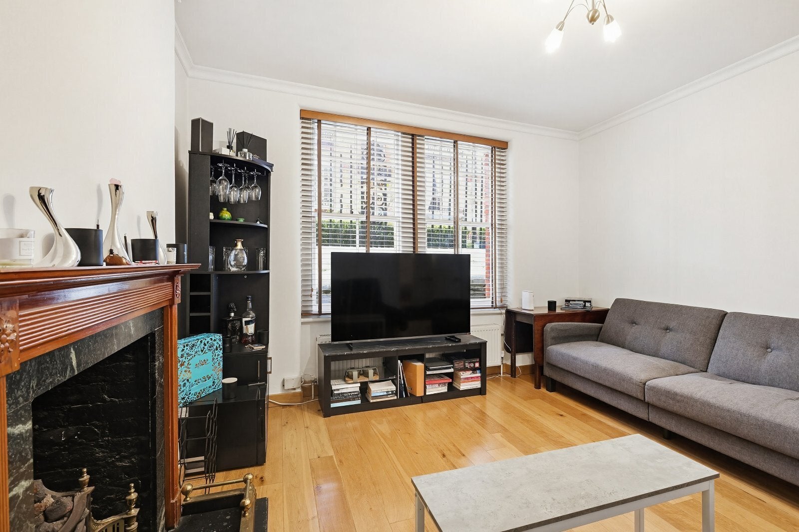 Flat Donne Place in Greater London