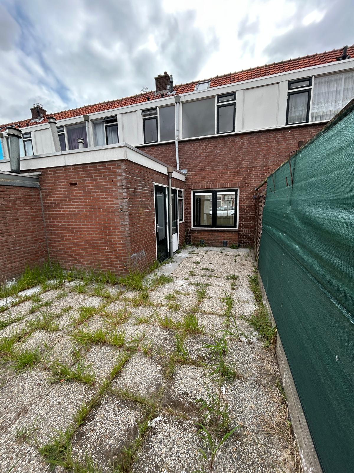 Huis Os en Paardenlaan 12 in Leiden