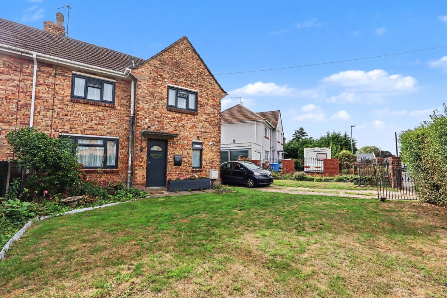 House Melbury Avenue in Poole