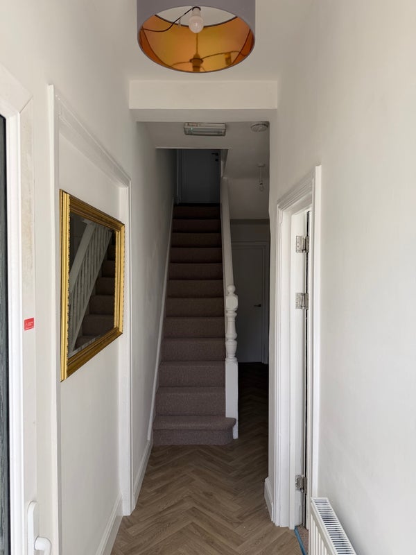 Room Moy Road in Cardiff