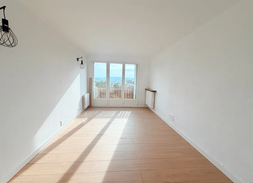Flat Sente des Petites Terres in Triel-sur-Seine