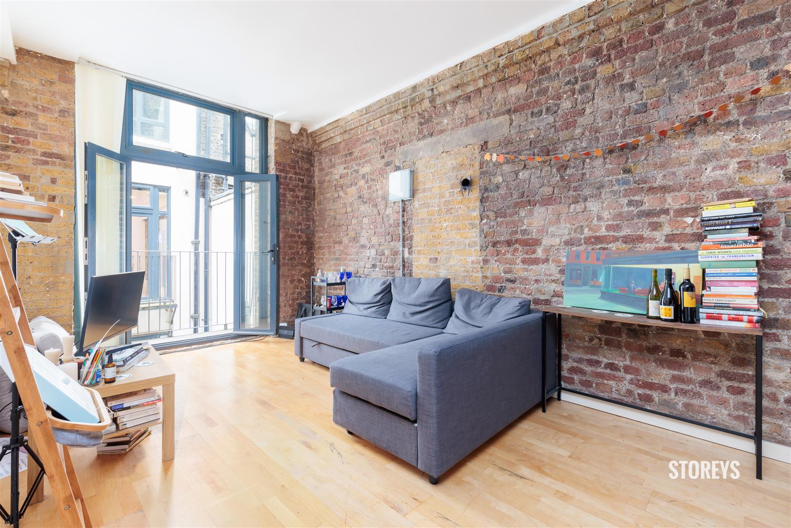 Flat Phipp Street in London