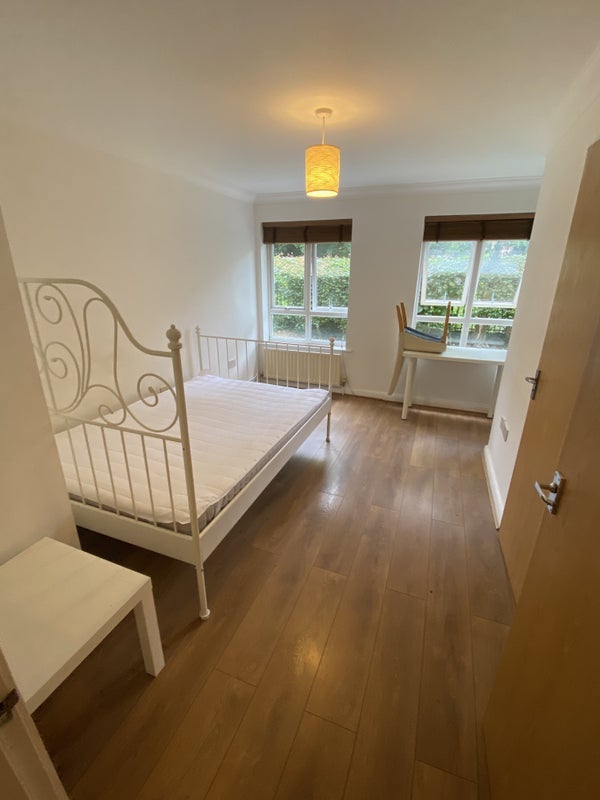 Room London Road in East Hertfordshire