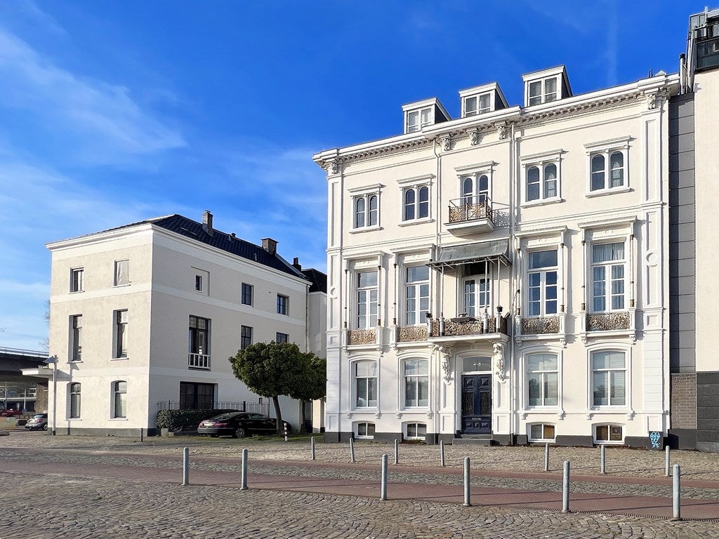 Rijnkade 8 in Arnhem