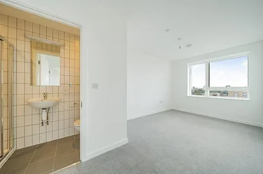 Flat St Erkenwald Mews in Greater London