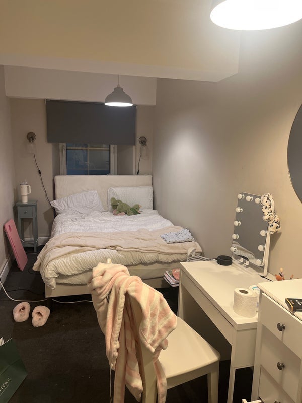 Room Makars' Court in City of Edinburgh
