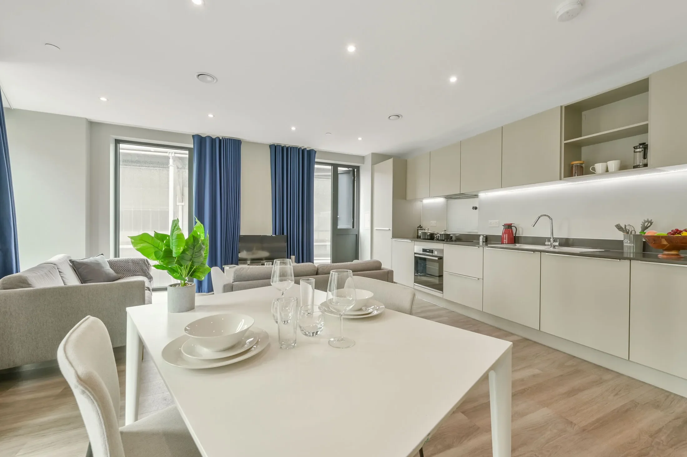 Flat Lionel Road South in Greater London
