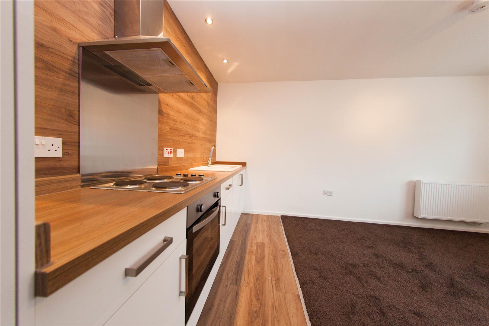 Flat Bromyard Terrace in Worcester