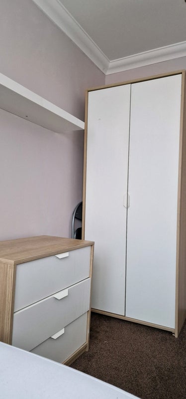 Room Angelfield in Greater London