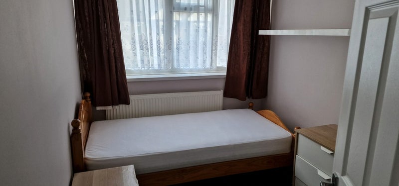 Room Angelfield in Greater London