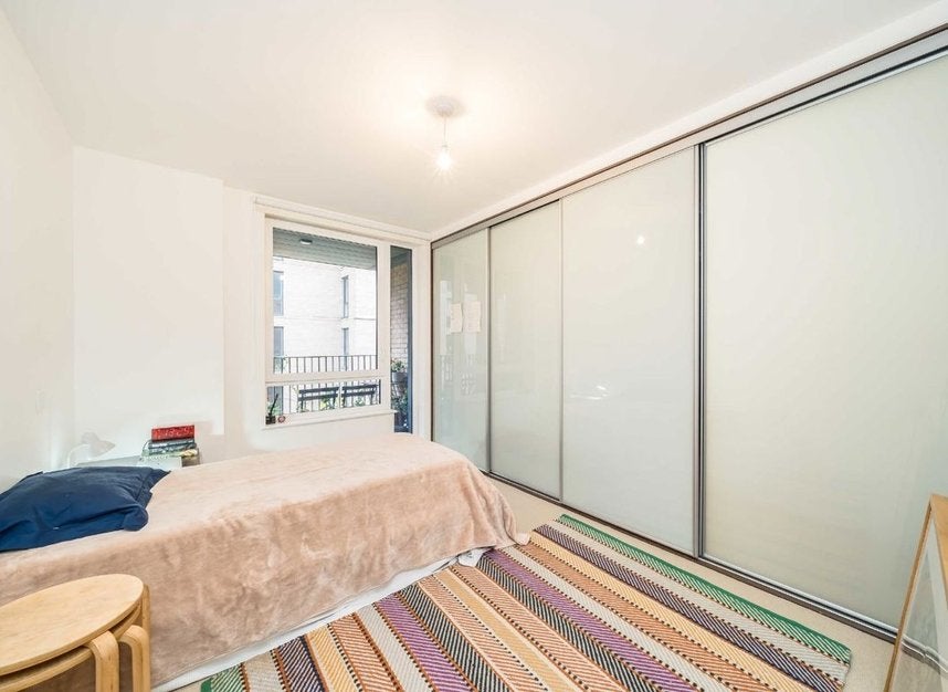 Flat FitzHerbert Walk in Greater London