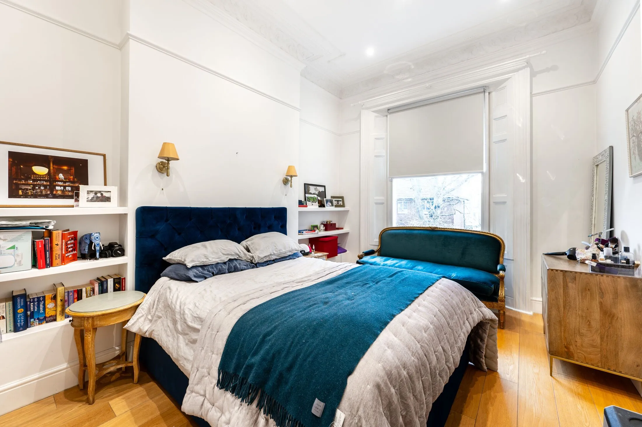 Flat St. Marks Place in Greater London