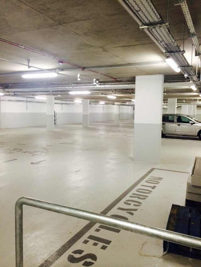 Flat Pomell Way in Greater London