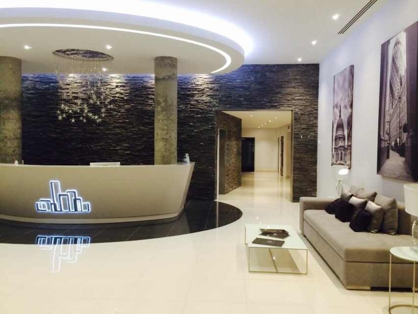 Flat Pomell Way in Greater London