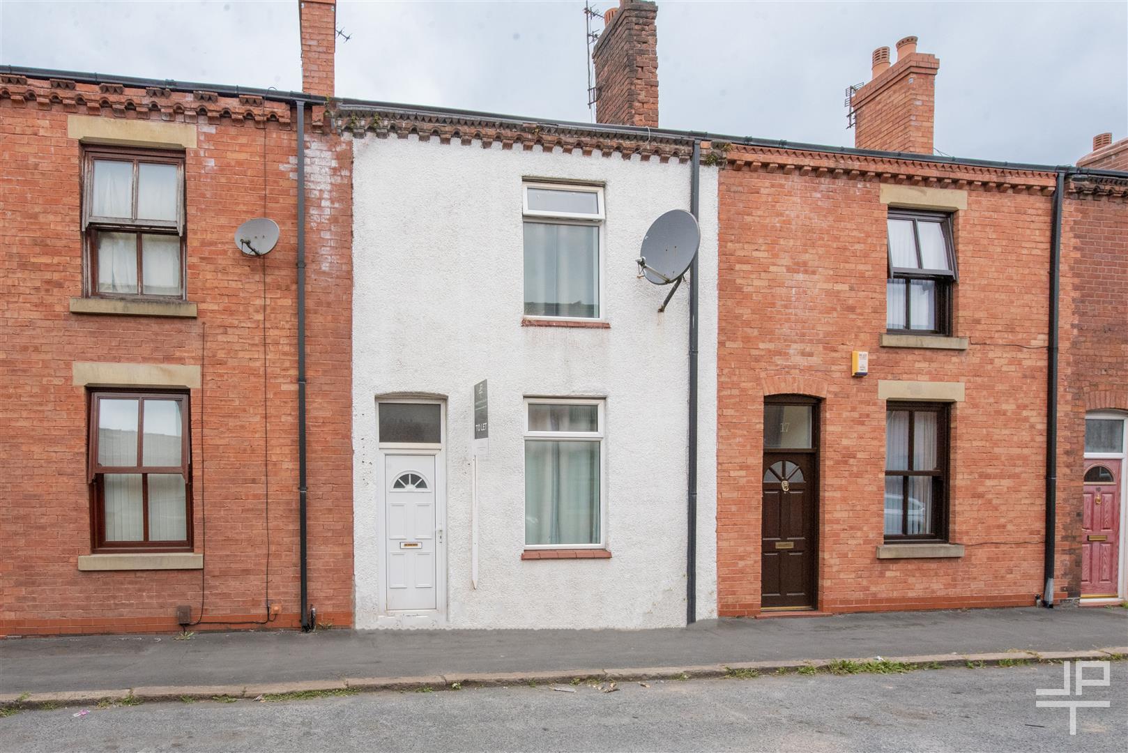 House Battersby Street in Leigh