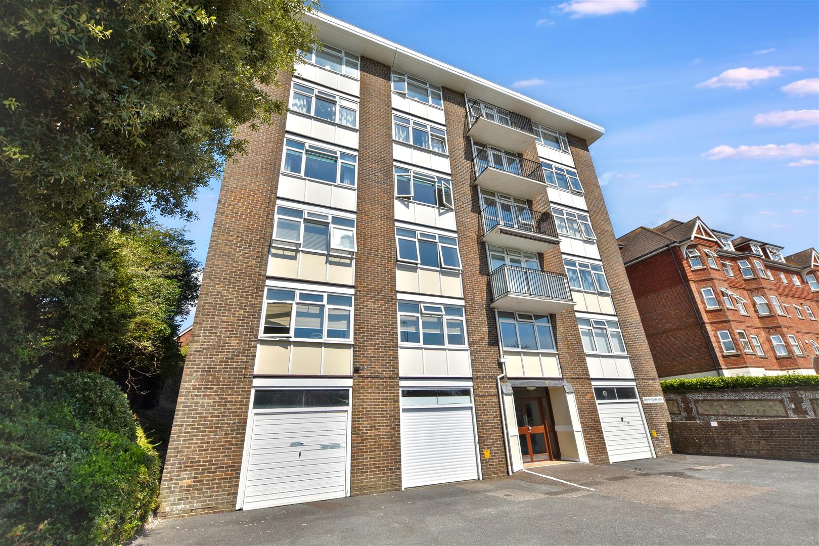 Flat Upperton Road in Eastbourne