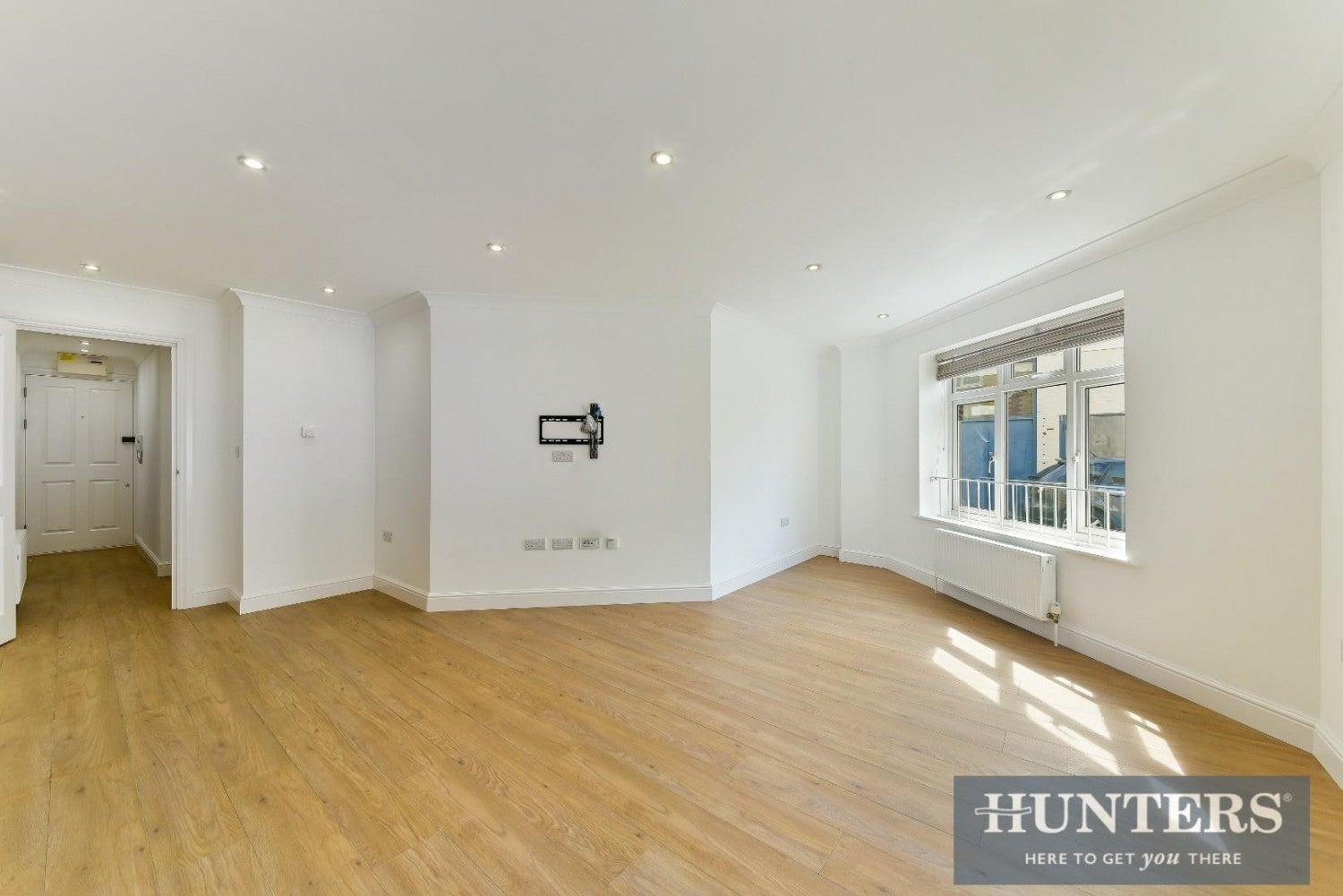 Flat New Road in Greater London