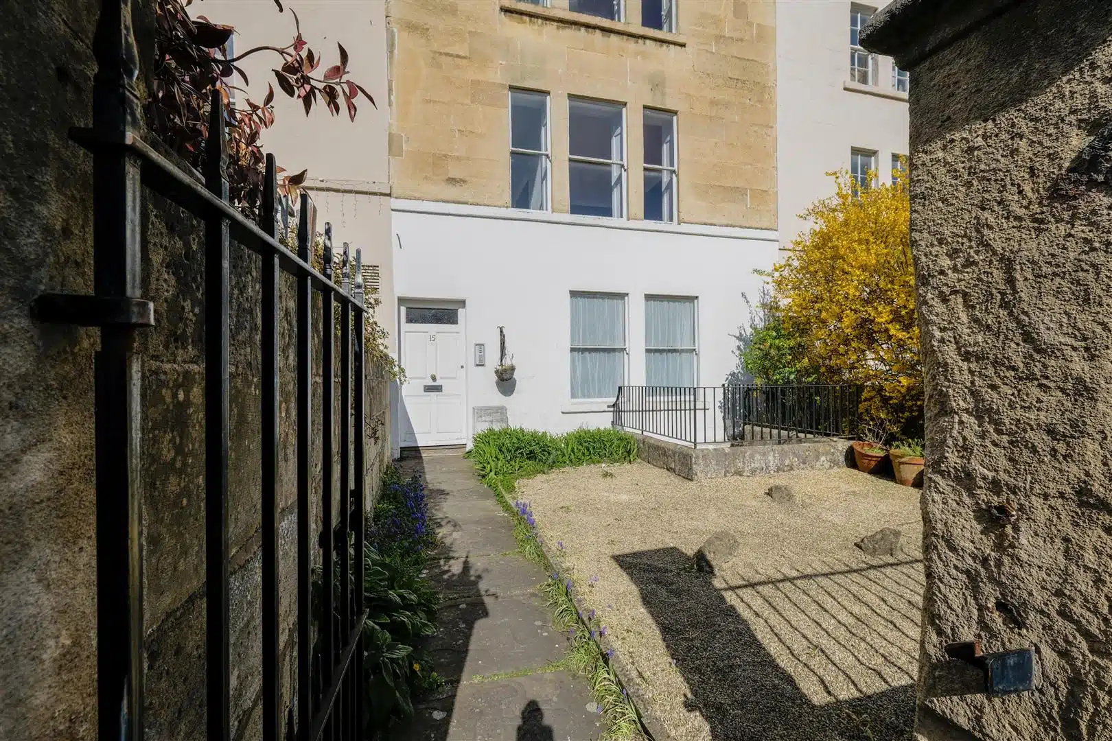 Flat Lambridge Place in Bath