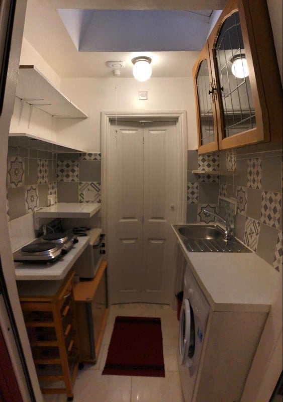 Flat Lower Boston Road in Greater London