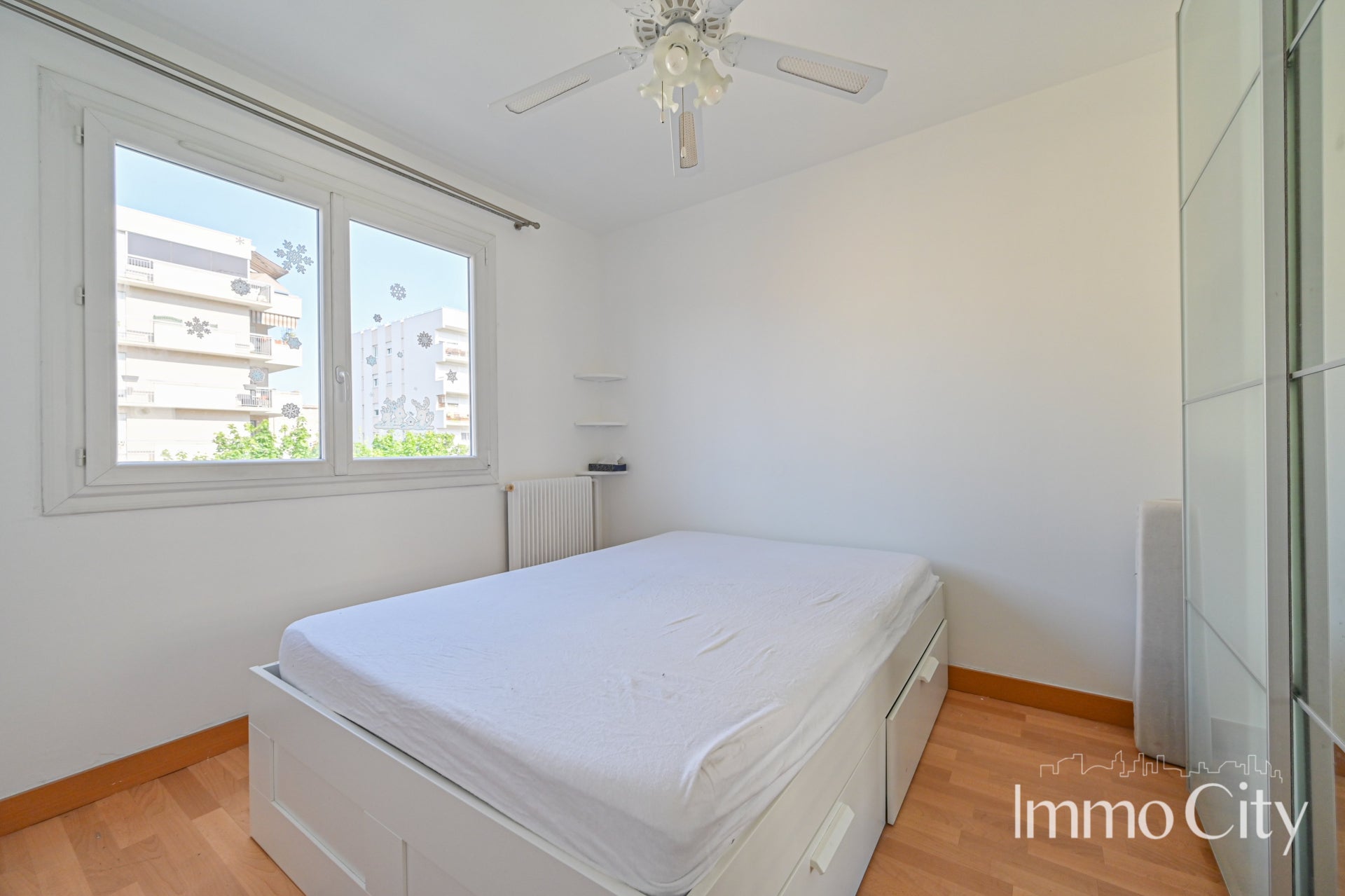 Flat Avenue Gallieni in Gentilly