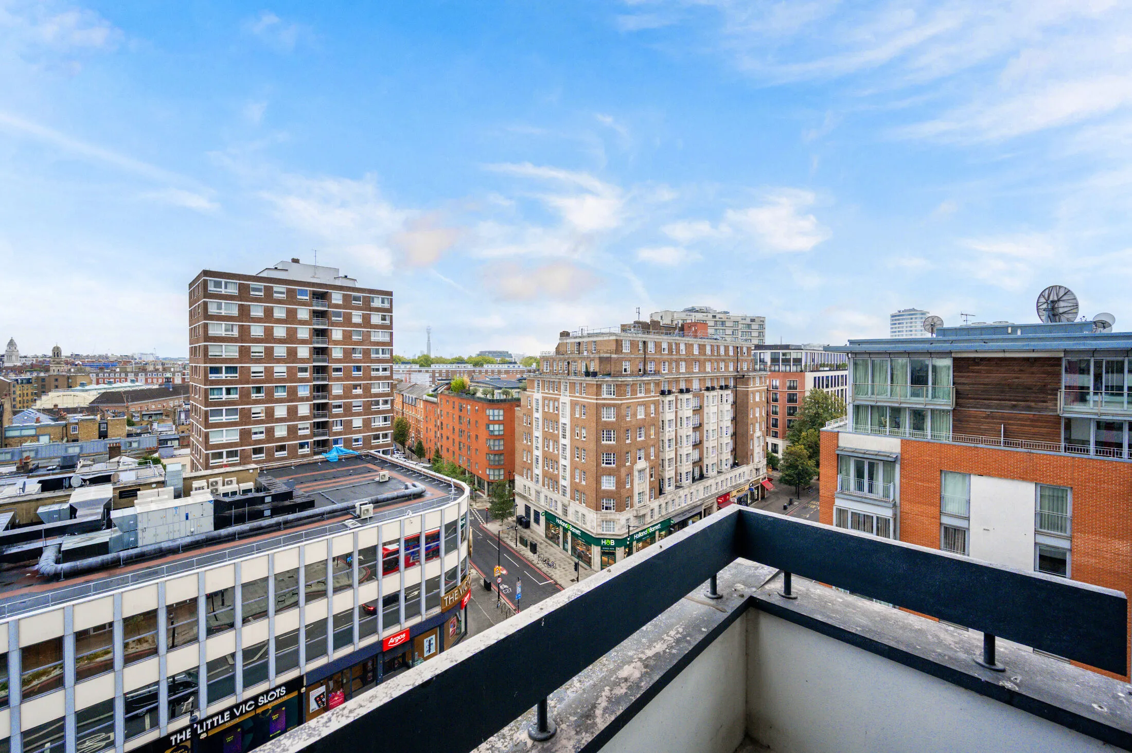 Flat Norfolk Crescent in City of Westminster