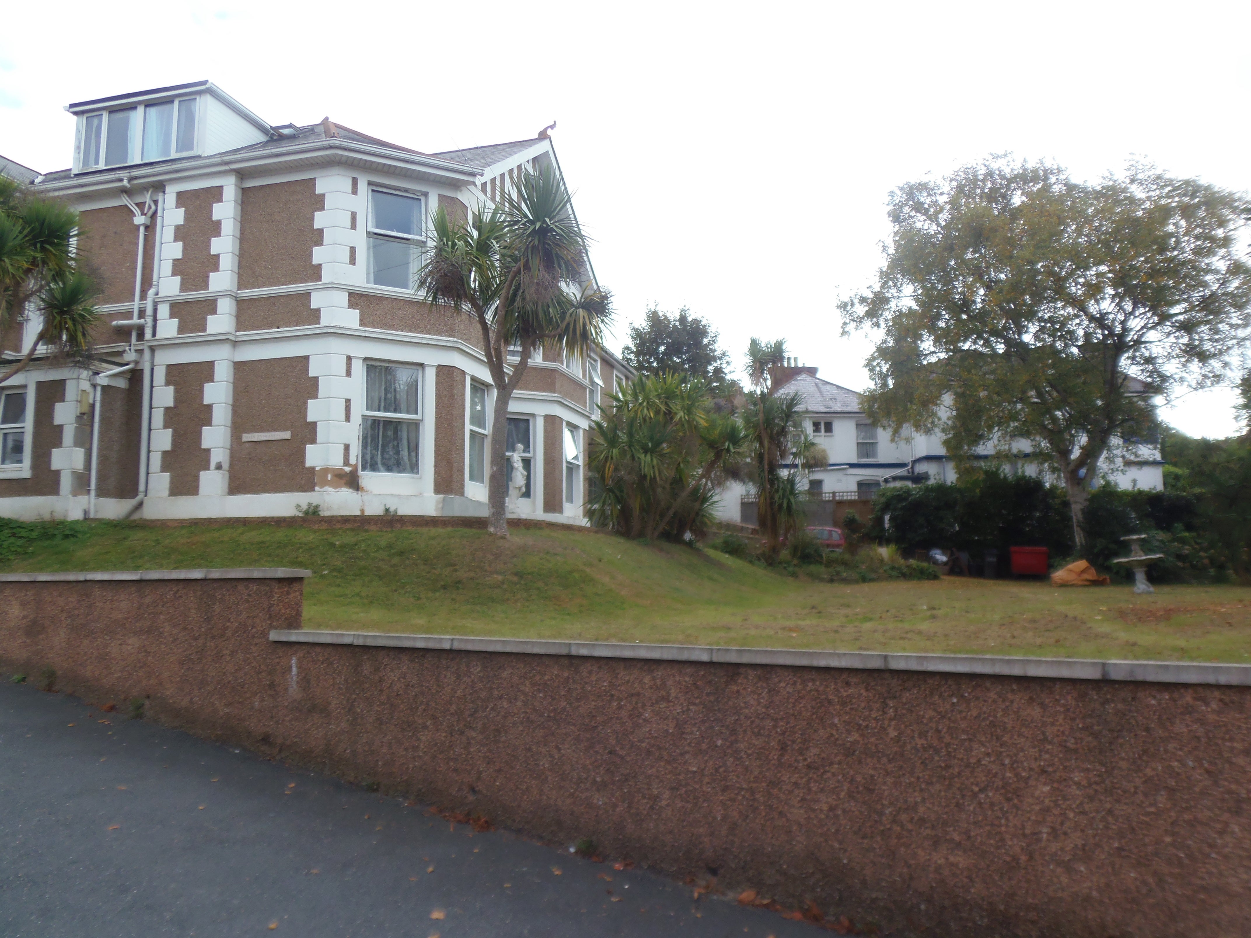 Flat Avenue Road in Torquay
