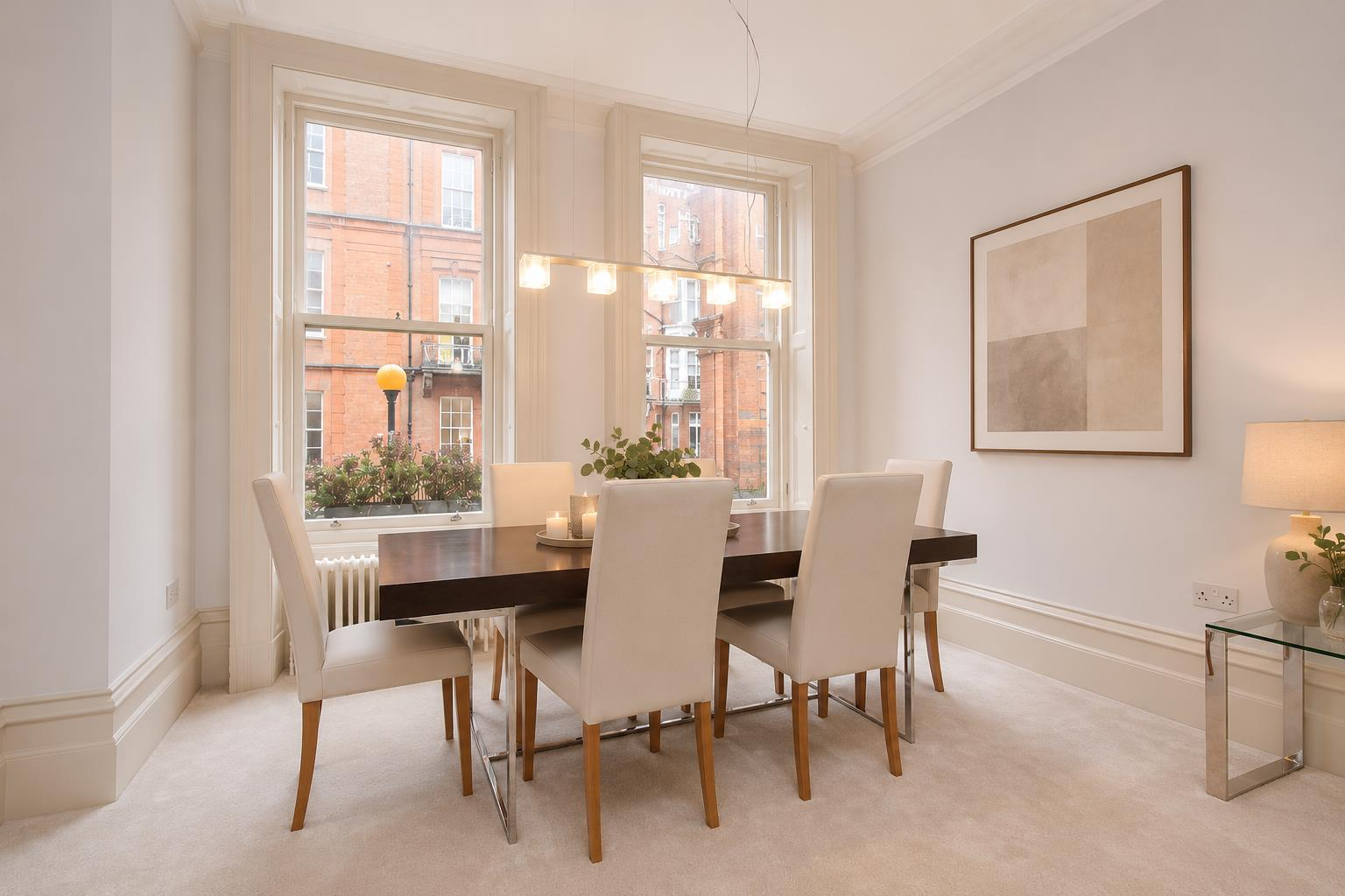 Flat Pont Street in Greater London
