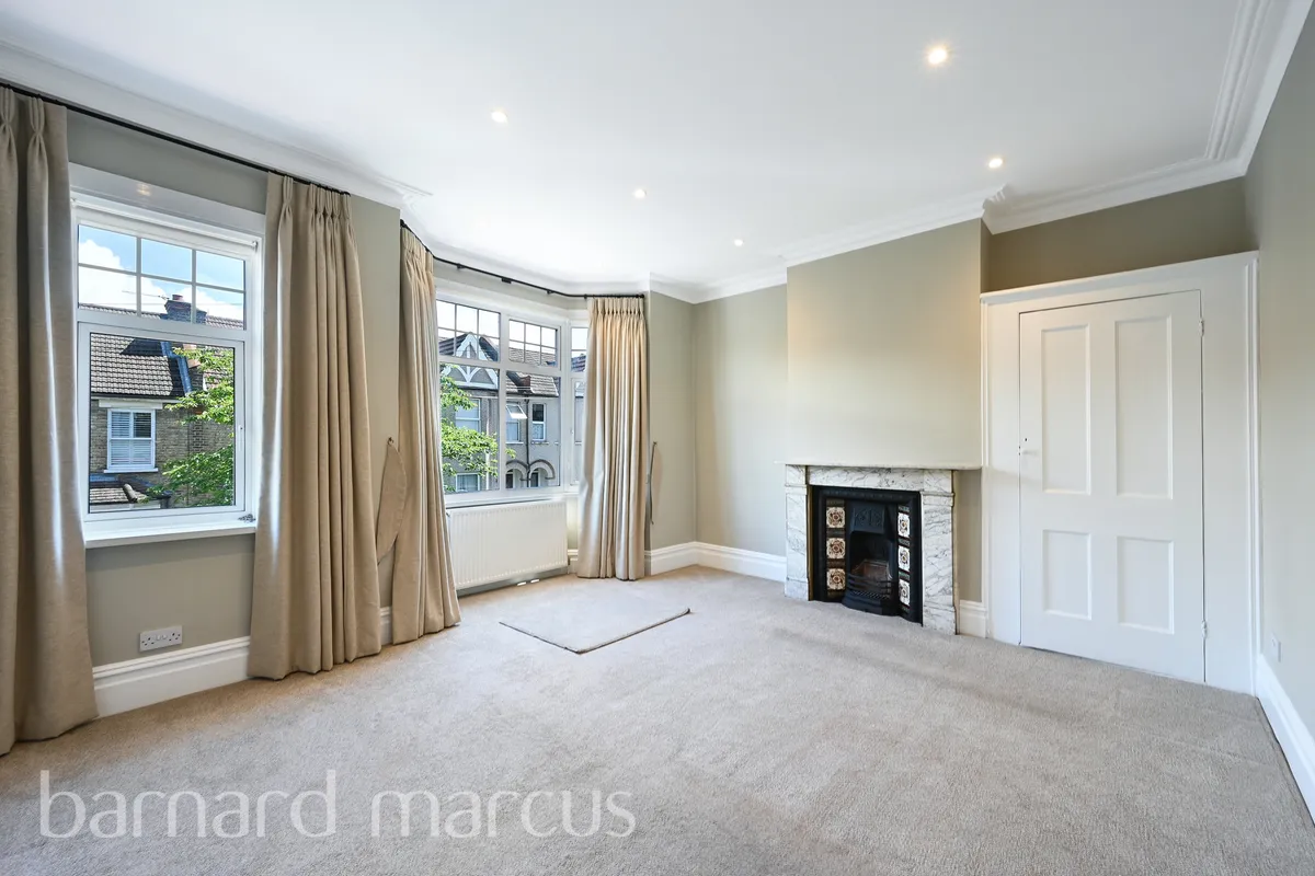 House Lebanon Road in Greater London