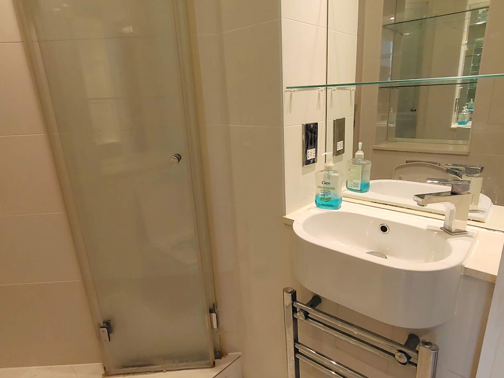 Flat Tavistock Place in Greater London