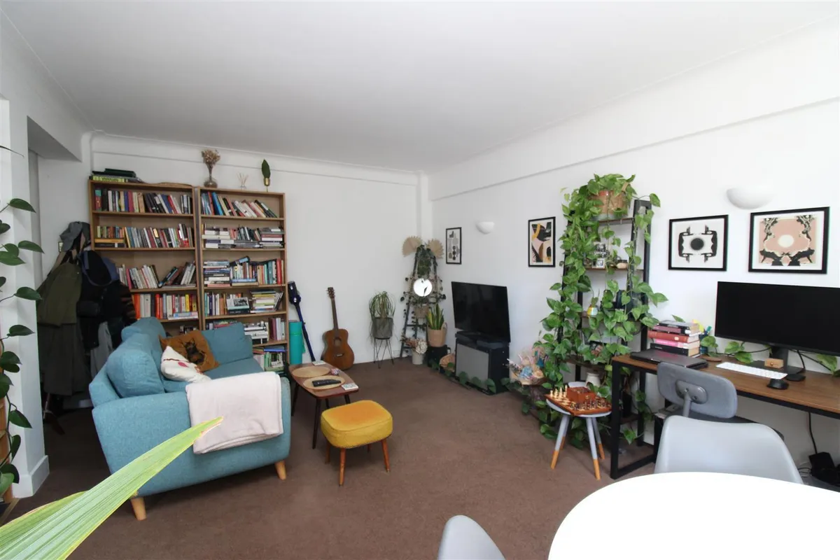 Flat Furze Hill in Hove