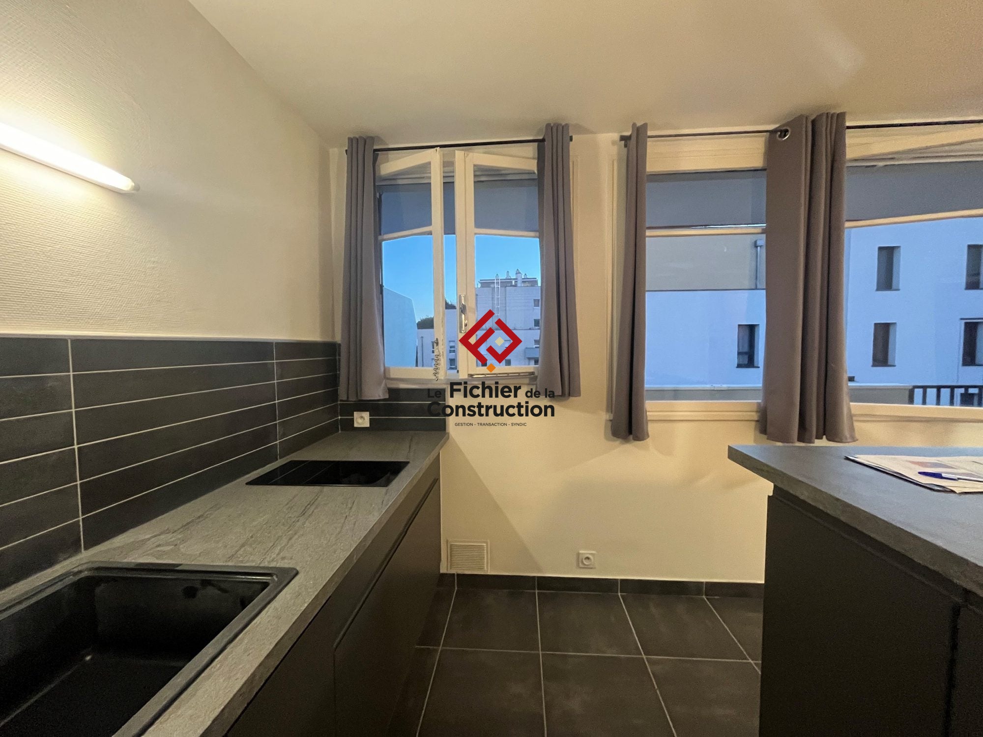 Chambre Esplanade des Communes Compagnon de la Libération à Grenoble