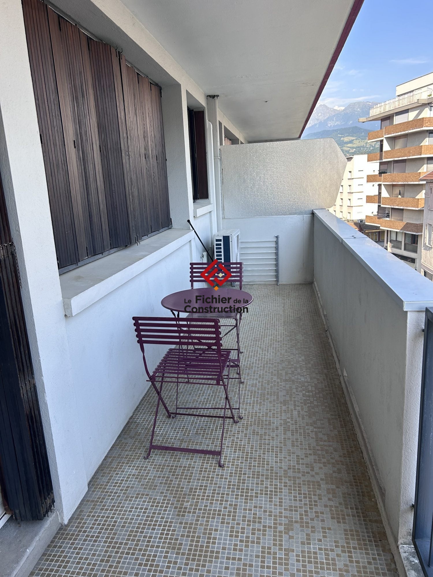Chambre Esplanade des Communes Compagnon de la Libération à Grenoble
