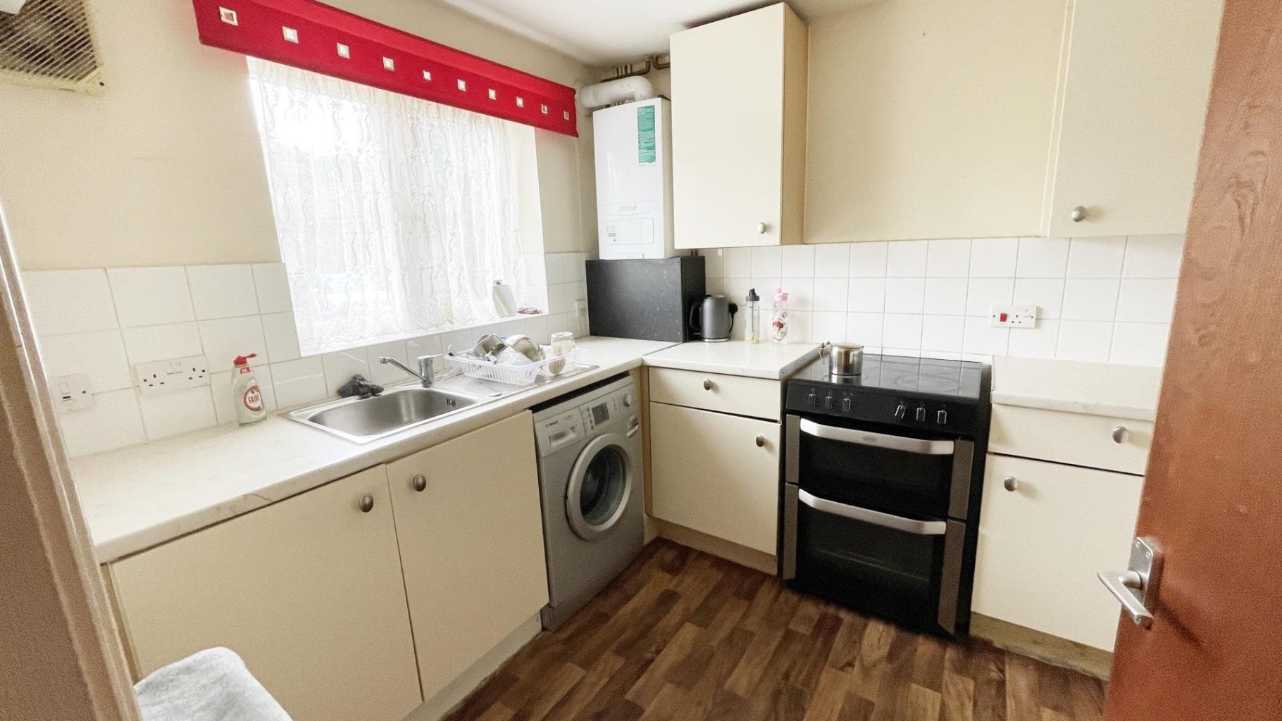 House Daintry Way in Greater London