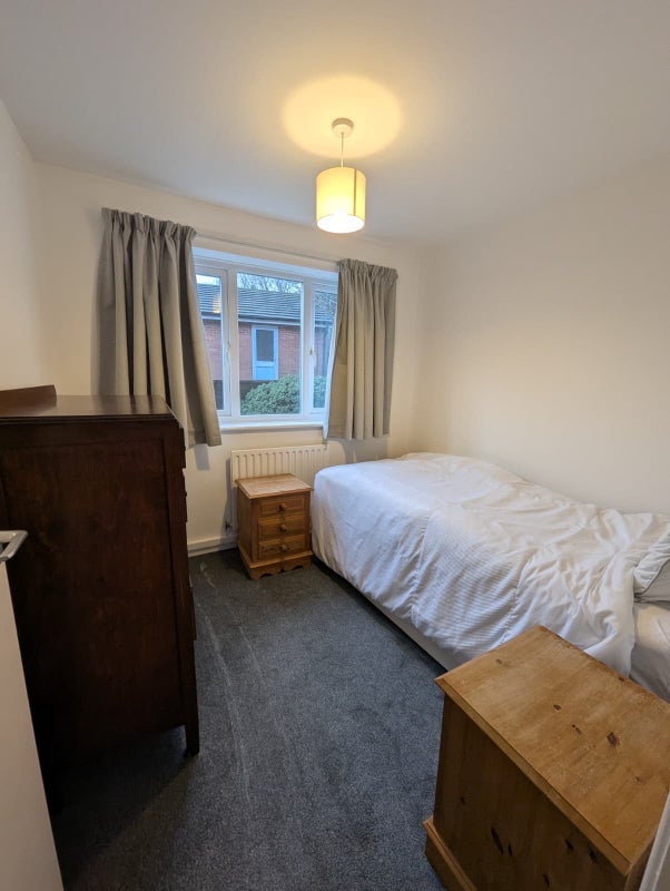 Room Fredas Grove in Birmingham